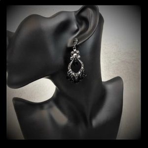 🌹~ Black Crystal Dangle Earrings Bling!
